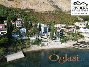 Luksuzna vila prvi red do mora Njivice Herceg Novi